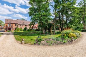 Estate Grounds - click for photo gallery